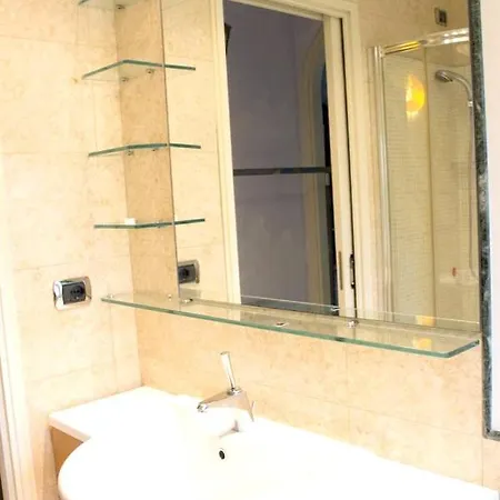 펜션 House With 4 Bedrooms In With Wonderful Sea View And Furnished Terrace 500 M From The Beach *